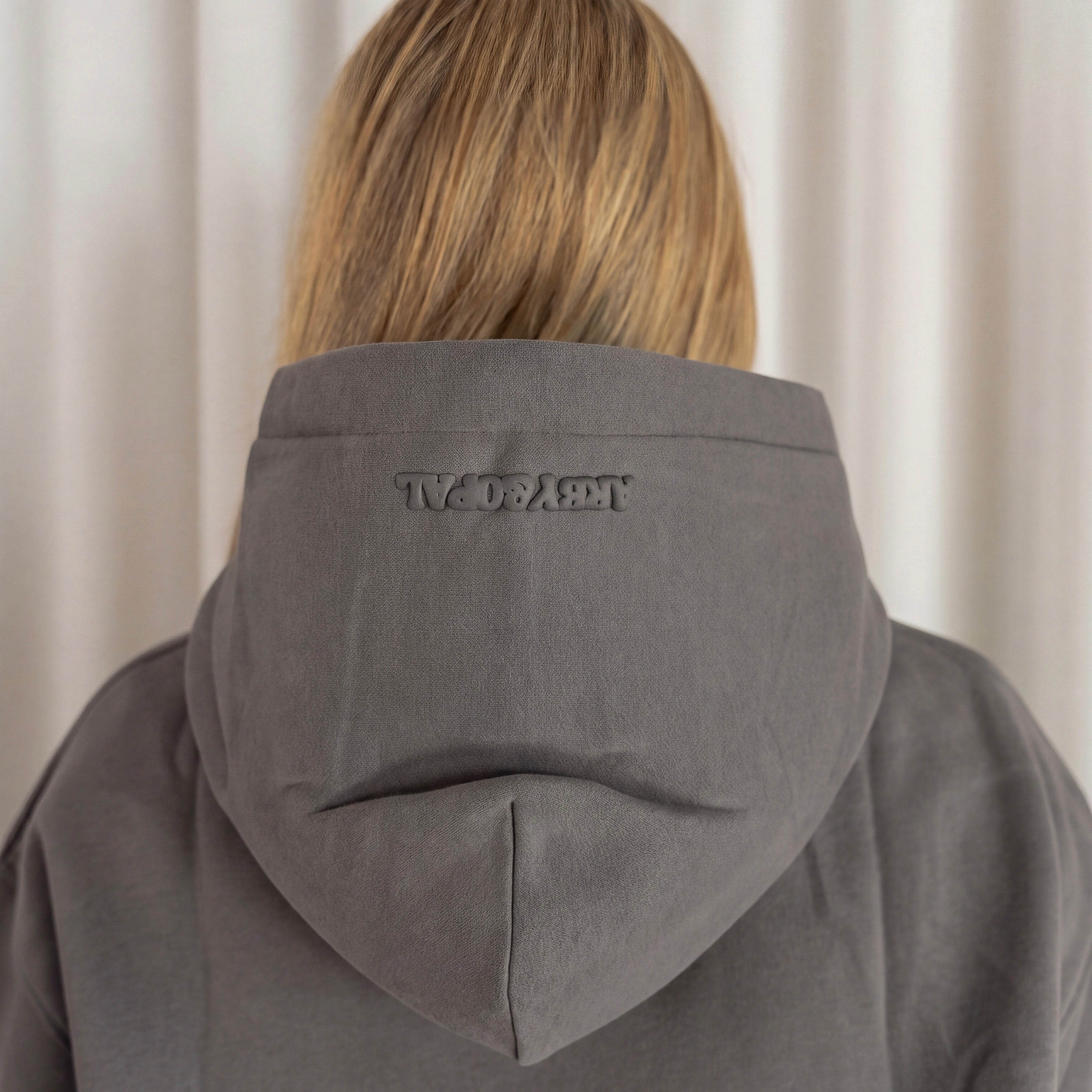 SUNDAY Hoodie - Gunmetal Grey