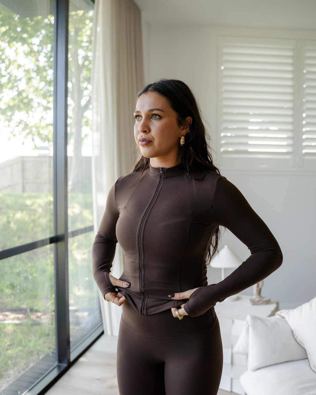 BARE  Contour Zip-up - Chocolate