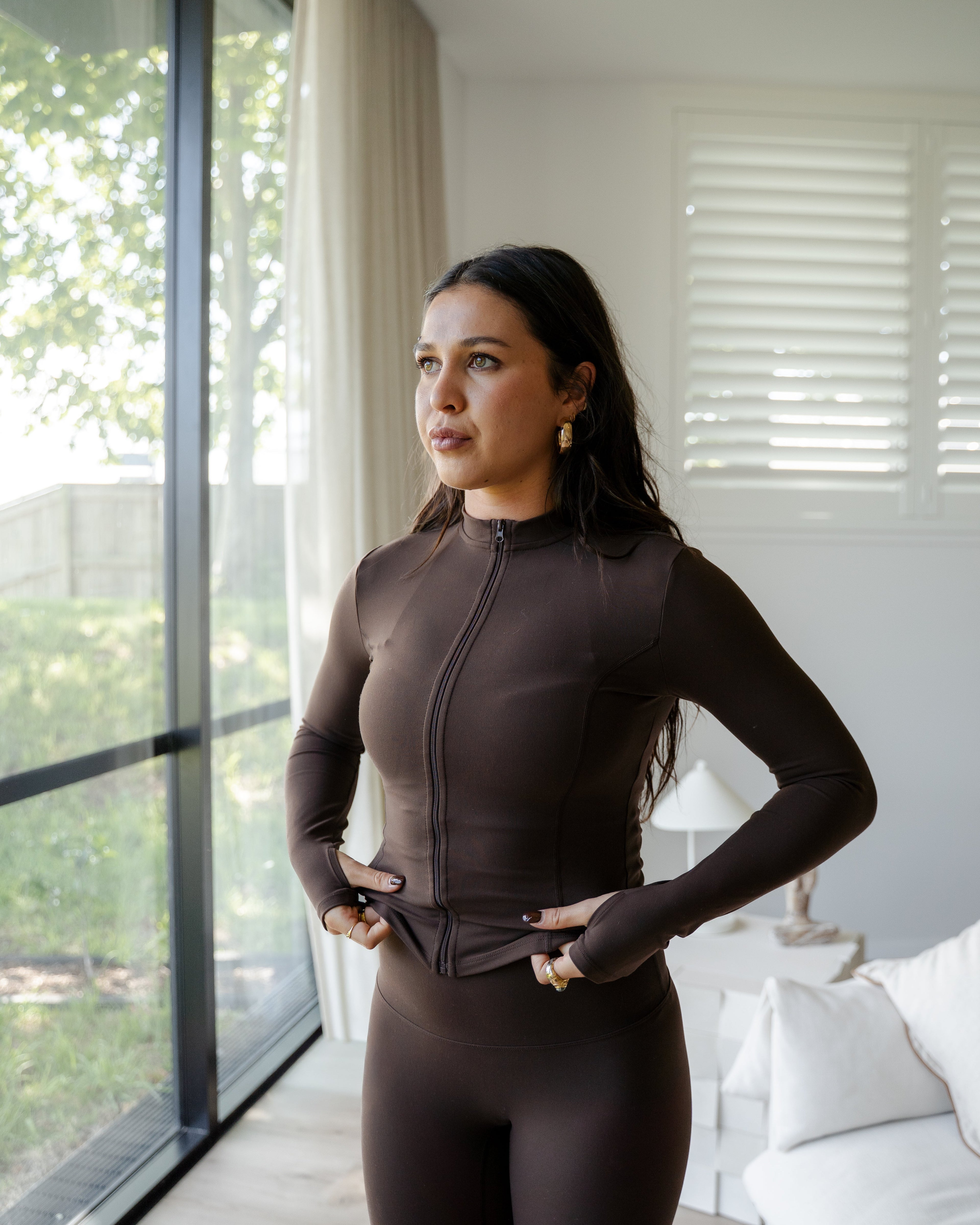 BARE  Contour Zip-up - Chocolate