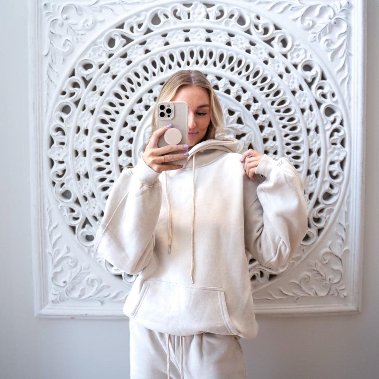 Signature Full-Length Hoodie - White