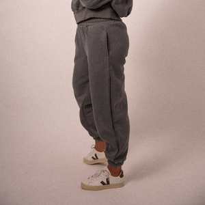 lounge jogger - charcoal