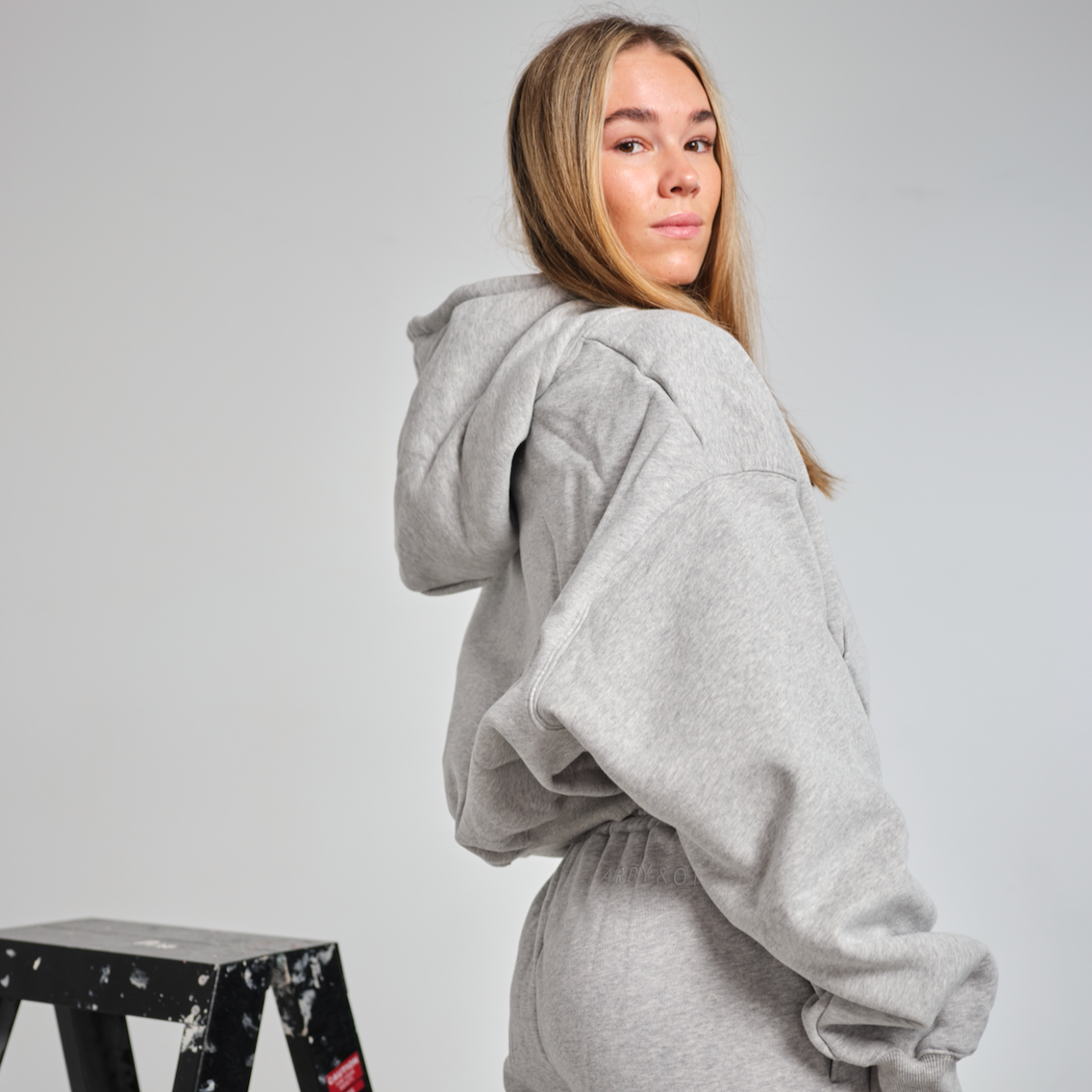 lounge hoodie - grey marle
